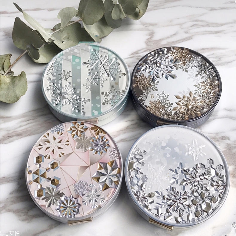 資生堂心機粉餅粉撲怎么用 2塊粉撲不同功能 資生堂心機粉餅粉撲怎么用 2塊粉撲不同功能