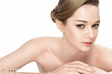 如何預防脖子皮膚松弛 良好生活習慣很重要 如何預防脖子皮膚松弛 良好生活習慣很重要