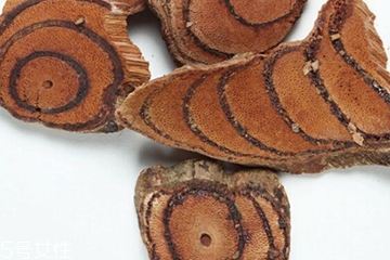 雞血藤的營(yíng)養(yǎng)知識(shí)很廣泛 雞血藤的營(yíng)養(yǎng)知識(shí)很廣泛