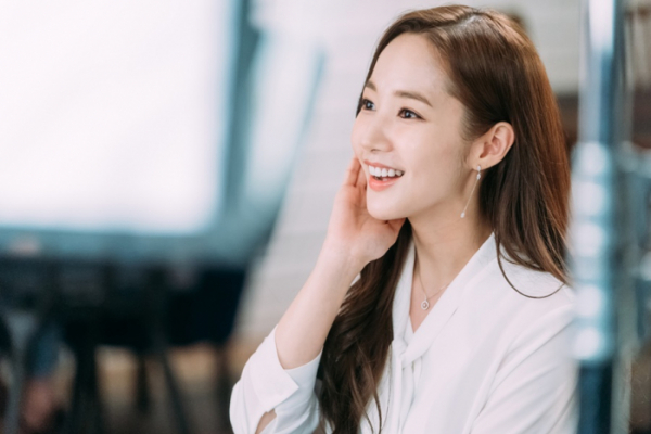 微笑妝容怎么畫簡單 微笑妝容怎么畫簡單