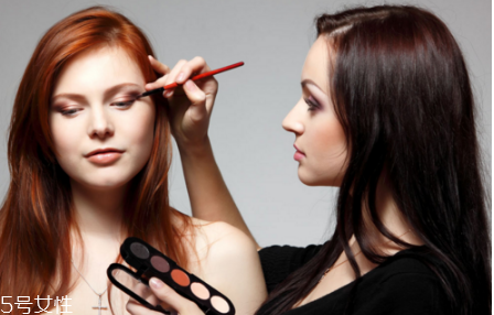 橘朵眼影有假貨嗎 找信賴的店鋪購買 橘朵眼影有假貨嗎 找信賴的店鋪購買