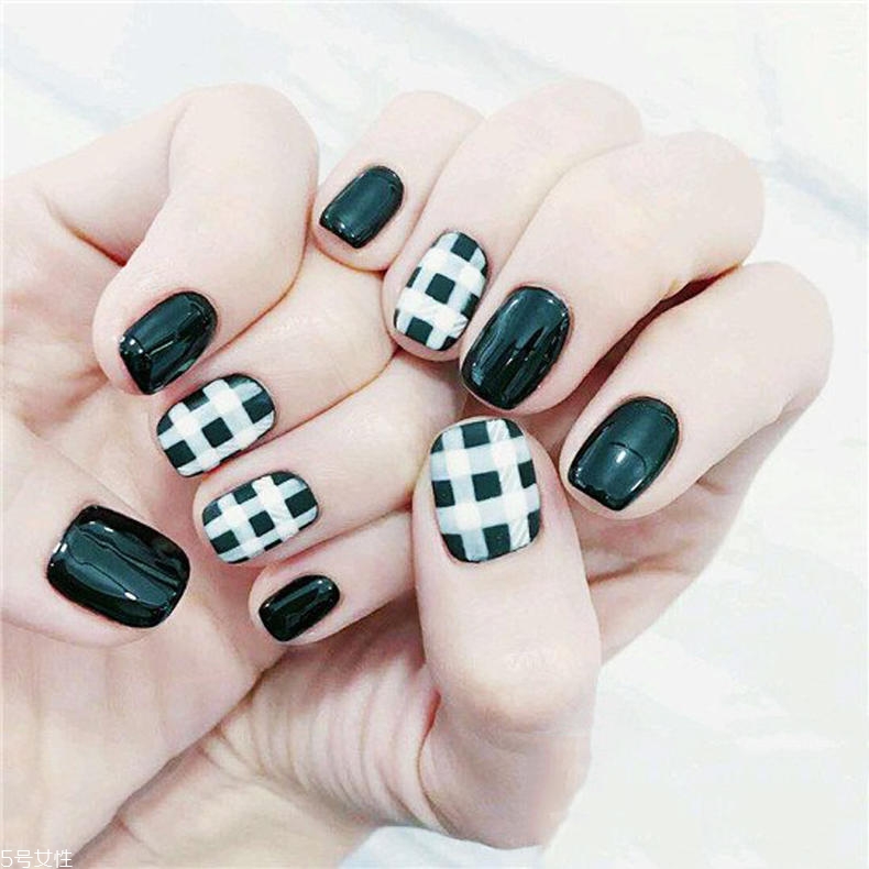 適合職場(chǎng)的美甲 職場(chǎng)里你也是小仙女 適合職場(chǎng)的美甲 職場(chǎng)里你也是小仙女