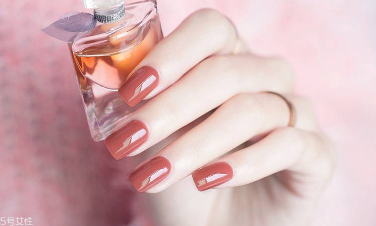 2022健康指甲油推薦 讓指甲自由呼吸 2022健康指甲油推薦 讓指甲自由呼吸
