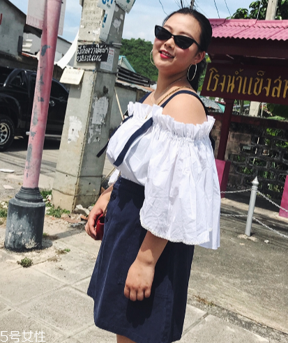 手臂粗穿什么衣服好看 這三招輕松搞定 手臂粗穿什么衣服好看 這三招輕松搞定