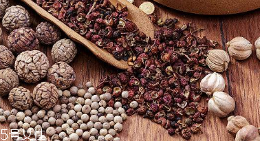 草果可以煲湯嗎 煲湯超好喝 草果可以煲湯嗎 煲湯超好喝