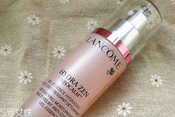 精華液什么成分最補(bǔ)水 get最佳肌膚水膜 精華液什么成分最補(bǔ)水 get最佳肌膚水膜