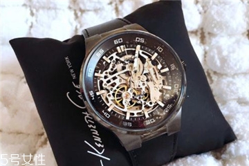 機(jī)械表可以逆時針調(diào)時間嗎 少量調(diào)節(jié)不影響