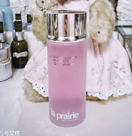 敏感肌膚適合什么平衡露 避免厚重是關(guān)鍵 敏感肌膚適合什么平衡露 避免厚重是關(guān)鍵