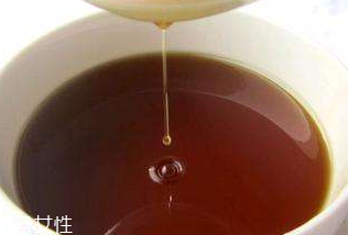 芝麻油是麻油嗎 都是香油的別稱 芝麻油是麻油嗎 都是香油的別稱