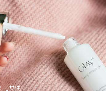 平衡露什么成分能美白 從此告別黃臉婆 平衡露什么成分能美白 從此告別黃臉婆