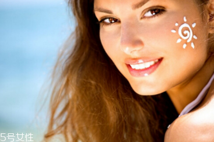 眼霜和防曬霜能一起用嗎 眼霜和防曬霜使用順序 眼霜和防曬霜能一起用嗎 眼霜和防曬霜使用順序