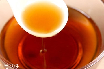 芝麻油可以給寶寶吃嗎 可以吃 芝麻油可以給寶寶吃嗎 可以吃