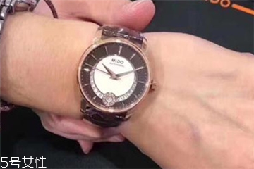 機械表后面的半圓叫什么 對表至關重要 機械表后面的半圓叫什么 對表至關重要