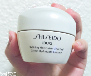 面霜什么成分能去痘痘粉刺 殺菌祛痘修復(fù)成分介紹 面霜什么成分能去痘痘粉刺 殺菌祛痘修復(fù)成分介紹