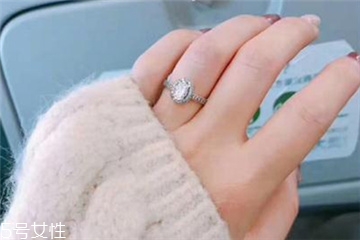 潘多拉鴿子蛋戒指多少錢(qián) 百元戴出上萬(wàn)品質(zhì)