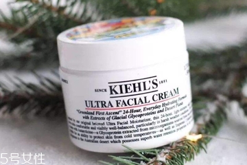 25歲以下用什么面霜好 避免營養(yǎng)過于豐富 25歲以下用什么面霜好 避免營養(yǎng)過于豐富