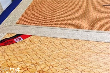 涼席可以用吹風(fēng)機(jī)吹嗎 要受熱均勻 涼席可以用吹風(fēng)機(jī)吹嗎 要受熱均勻