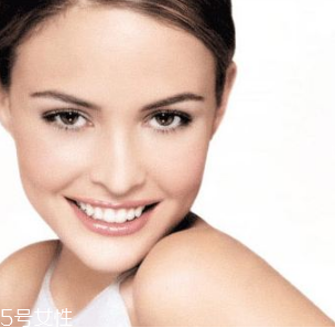 哪些人不適合做雙眼皮 不宜割雙眼皮的人群 哪些人不適合做雙眼皮 不宜割雙眼皮的人群