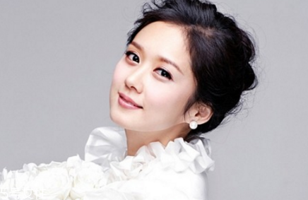 韓式雙眼皮和歐式雙眼皮的區(qū)別 區(qū)別是很大的 韓式雙眼皮和歐式雙眼皮的區(qū)別 區(qū)別是很大的