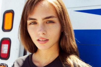 納米無(wú)痕雙眼皮是埋線嗎 納米無(wú)痕雙眼皮介紹 納米無(wú)痕雙眼皮是埋線嗎 納米無(wú)痕雙眼皮介紹