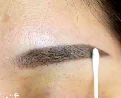 紋眉一高一低能補救嗎 可以進行修補 紋眉一高一低能補救嗎 可以進行修補