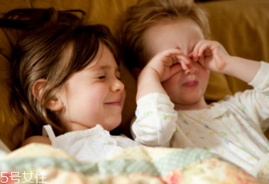 開眼角一般價格是多少 開眼角費用 開眼角一般價格是多少 開眼角費用