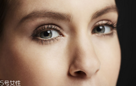 開內(nèi)眼角和外眼角有什么區(qū)別 有不同的美容效果 開內(nèi)眼角和外眼角有什么區(qū)別 有不同的美容效果