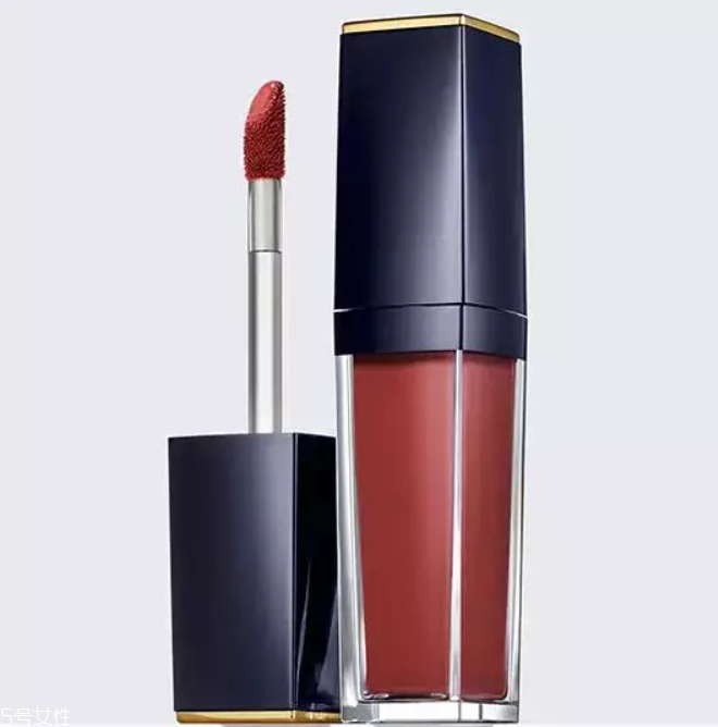 雅詩蘭黛全新傾慕唇釉全部試色 全都找不到替代色 雅詩蘭黛全新傾慕唇釉全部試色 全都找不到替代色