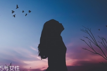 獨(dú)處也是一種享受 22件讓你愛上獨(dú)處的小事 獨(dú)處也是一種享受 22件讓你愛上獨(dú)處的小事