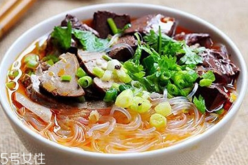 鴨血粉絲湯是怎么做的 八個詳細(xì)步驟教給你 鴨血粉絲湯是怎么做的 八個詳細(xì)步驟教給你