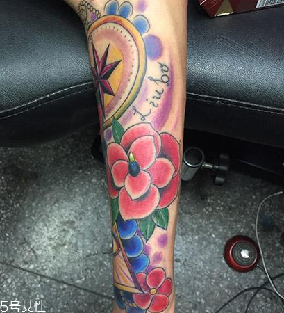 紋身會(huì)暈開是什么原因 原來是這樣 紋身會(huì)暈開是什么原因 原來是這樣