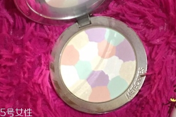 珠光粉餅怎么用法 立體臉獨(dú)家秘笈 珠光粉餅怎么用法 立體臉獨(dú)家秘笈