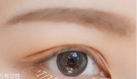 裸妝什么意思 偽素顏妝才夠心機 裸妝什么意思 偽素顏妝才夠心機