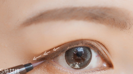 裸妝什么意思 偽素顏妝才夠心機 裸妝什么意思 偽素顏妝才夠心機