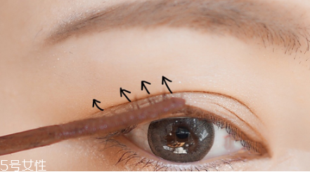裸妝什么意思 偽素顏妝才夠心機 裸妝什么意思 偽素顏妝才夠心機