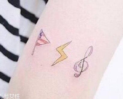 紋身能拔罐嗎 這是禁止的 紋身能拔罐嗎 這是禁止的