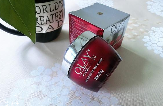 olay大紅瓶搓泥是怎么回事 讓你擁有凍齡肌 olay大紅瓶搓泥是怎么回事 讓你擁有凍齡肌