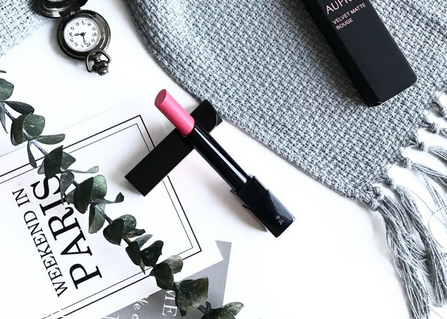 歐珀萊絲絨唇膏試色 秋冬必入款 歐珀萊絲絨唇膏試色 秋冬必入款