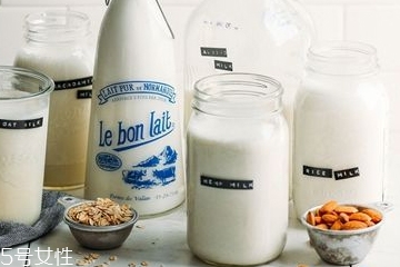 下巴痘痘怎么消除 4個習(xí)慣效果顯著 下巴痘痘怎么消除 4個習(xí)慣效果顯著