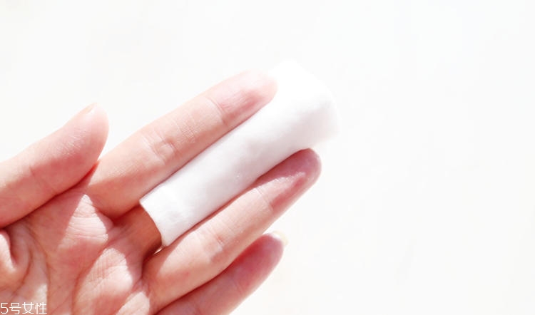化妝棉質(zhì)量好壞怎么判斷 教你3個(gè)最簡(jiǎn)單方法
