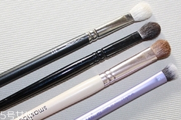 眼影刷哪種形狀好 3種熱門形狀對比 眼影刷哪種形狀好 3種熱門形狀對比