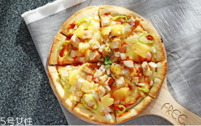 披薩熱量高嗎會發(fā)胖嗎 這樣吃披薩不發(fā)胖 披薩熱量高嗎會發(fā)胖嗎 這樣吃披薩不發(fā)胖