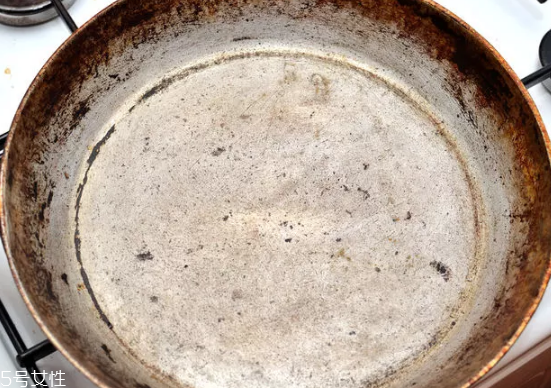 披薩冷了還能吃嗎 披薩冷了這樣加熱最好 披薩冷了還能吃嗎 披薩冷了這樣加熱最好