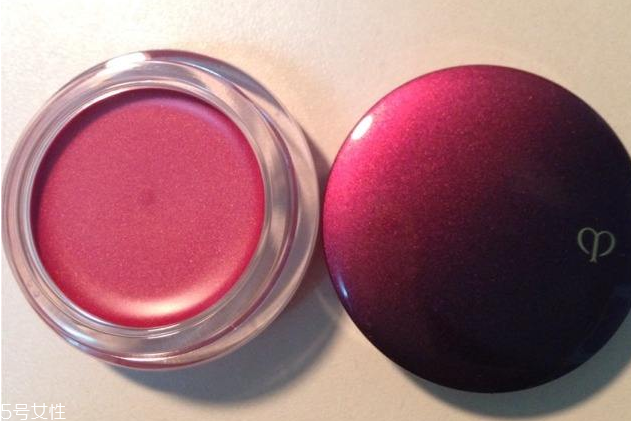 腮紅膏適合什么膚質 干皮的得力助手 腮紅膏適合什么膚質 干皮的得力助手