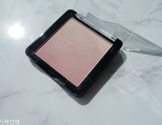 玫瑰色腮紅適合什么膚色 白皮黃皮都能使用 玫瑰色腮紅適合什么膚色 白皮黃皮都能使用