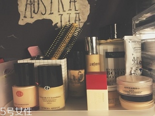 油皮夏天用什么粉底液 一大波油皮親媽來(lái)襲 油皮夏天用什么粉底液 一大波油皮親媽來(lái)襲