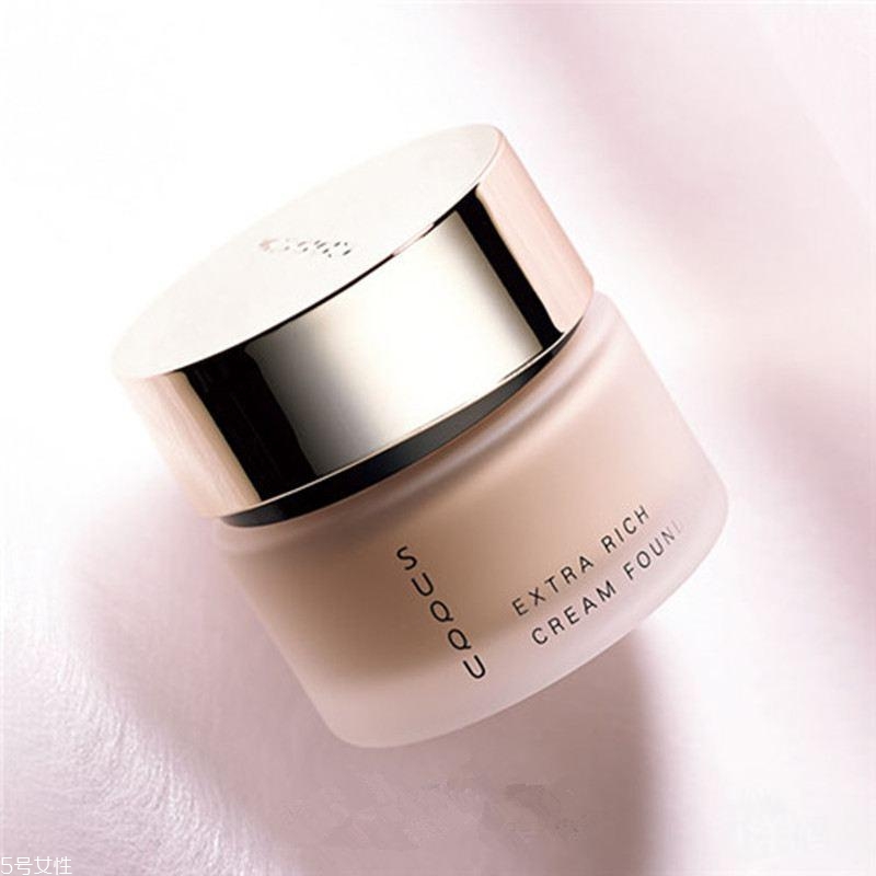 油皮夏天用什么粉底液 一大波油皮親媽來(lái)襲 油皮夏天用什么粉底液 一大波油皮親媽來(lái)襲