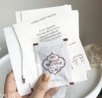 泰國蘭納足貼治痛經嗎 各人體質不同效果也不同 泰國蘭納足貼治痛經嗎 各人體質不同效果也不同