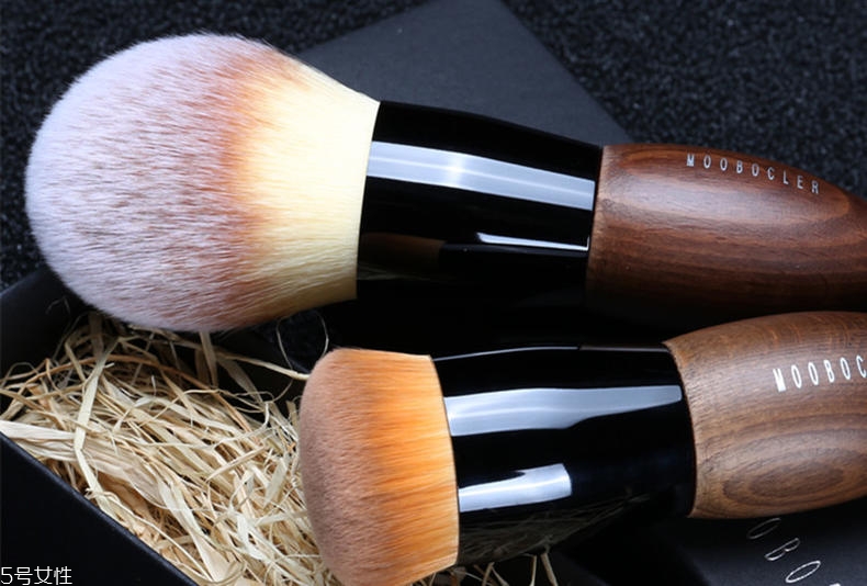 粉底刷哪種刷頭好 3種刷頭什么區(qū)別 粉底刷哪種刷頭好 3種刷頭什么區(qū)別