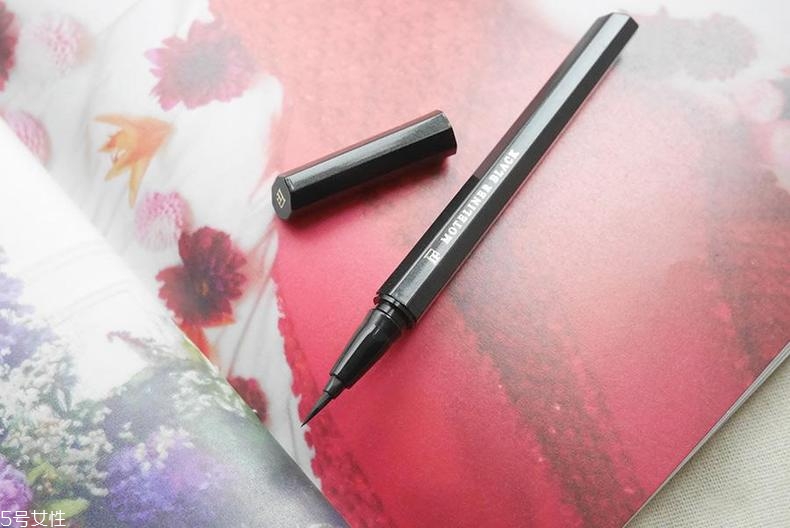 極細(xì)眼線筆哪個牌子好 畫內(nèi)眼線綽綽有余 極細(xì)眼線筆哪個牌子好 畫內(nèi)眼線綽綽有余